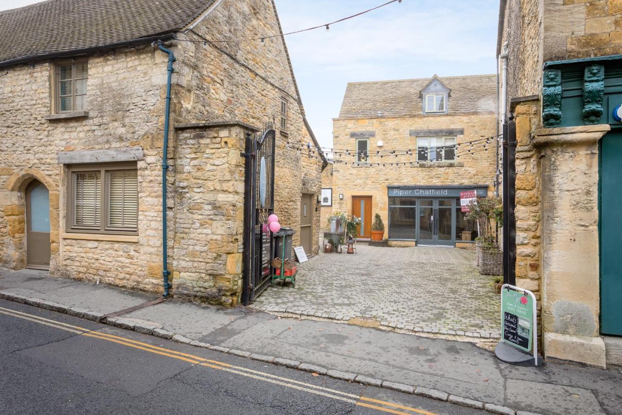 The Loft: Unique, Romantic, Grade II Listed, Dog Friendly Stow-on-the-Wold Exterior photo